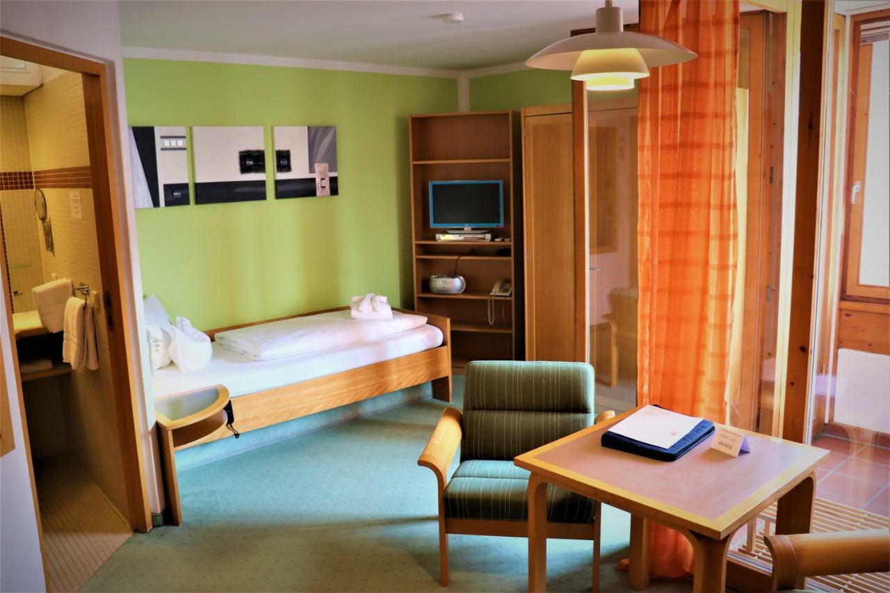 Hotel Und Appartementhof Waldeck Бад-Фюссинг Номер фото